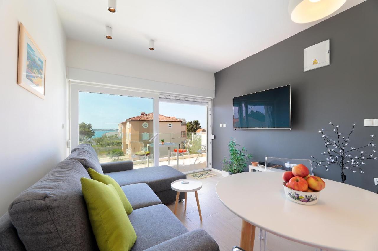 Apartment Alan 2 Vrsi Luaran gambar
