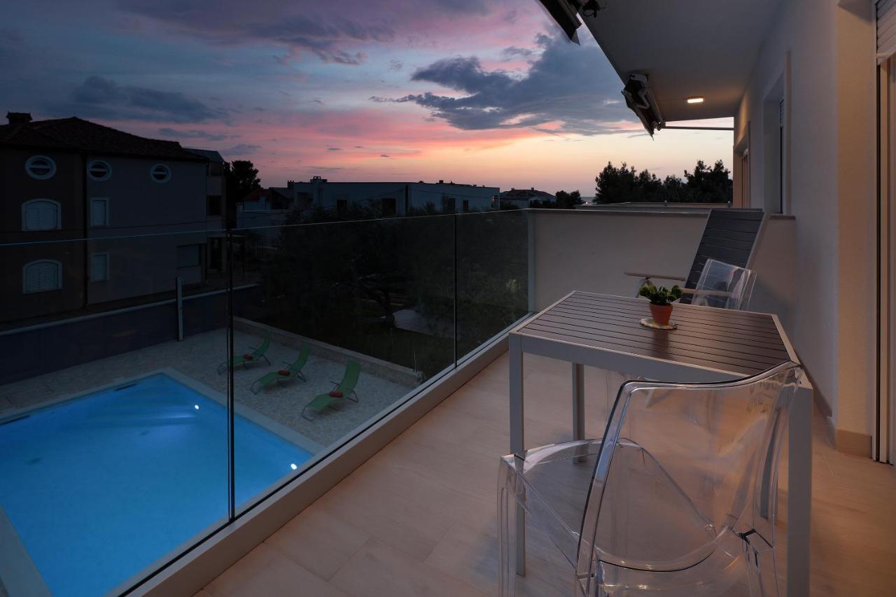 Apartment Alan 2 Vrsi Luaran gambar