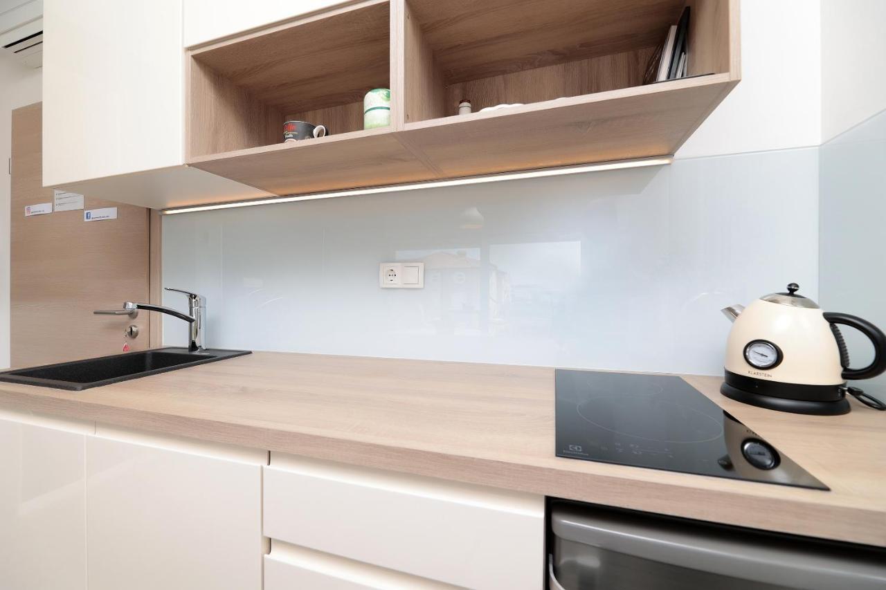 Apartment Alan 2 Vrsi Luaran gambar