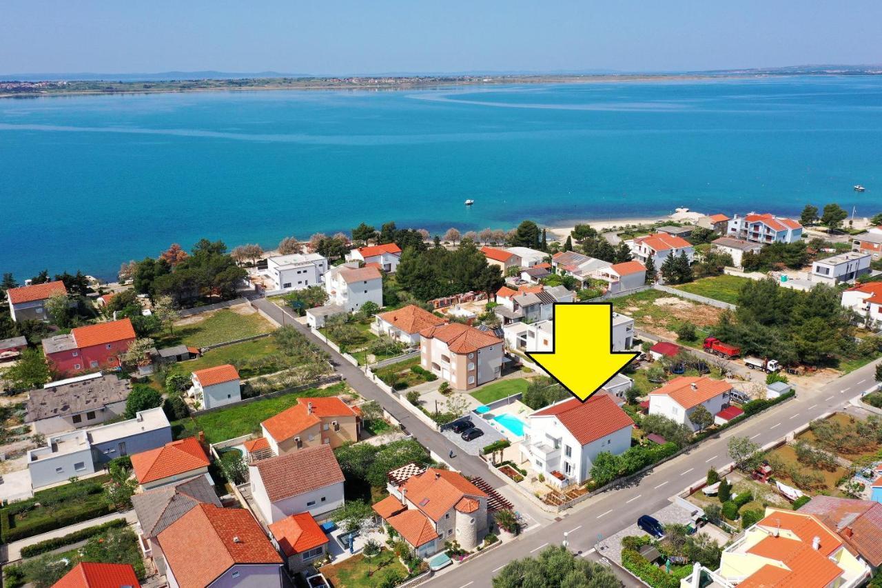Apartment Alan 2 Vrsi Luaran gambar