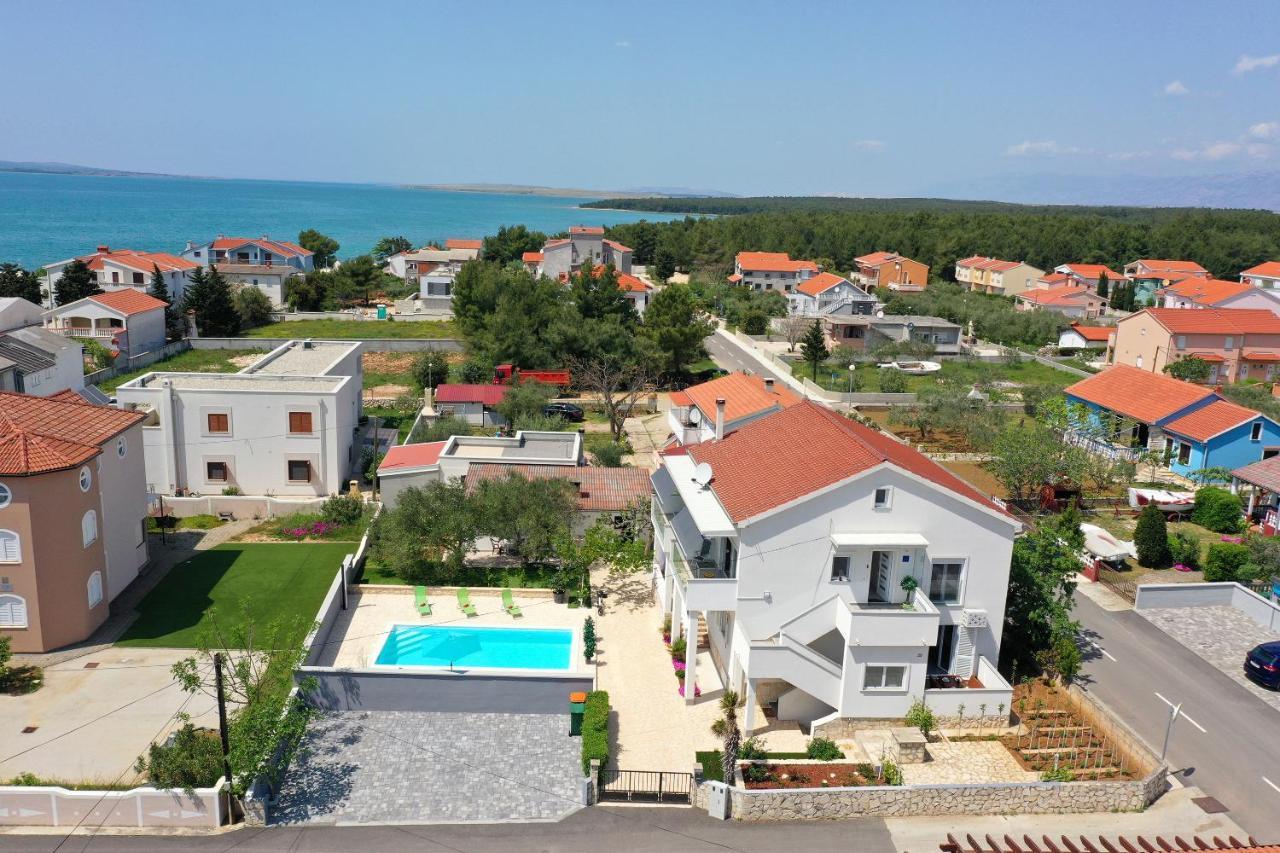 Apartment Alan 2 Vrsi Luaran gambar