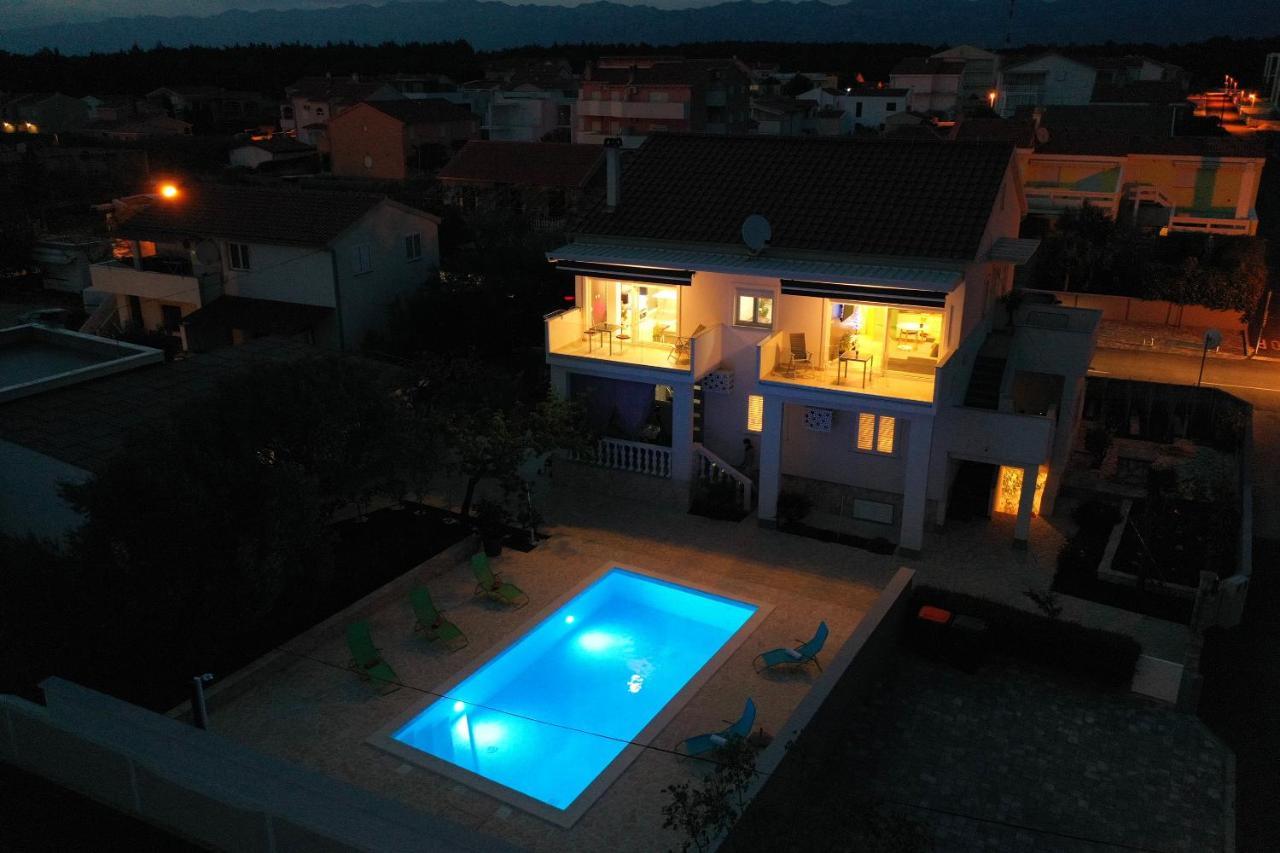 Apartment Alan 2 Vrsi Luaran gambar